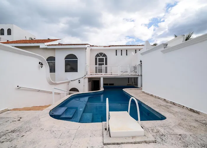 Hotel Y Museo Casa Turquesa Cancún