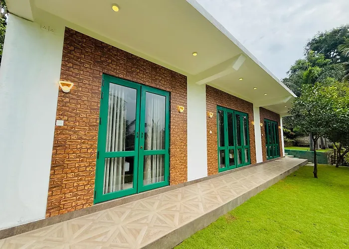 Aura Villa