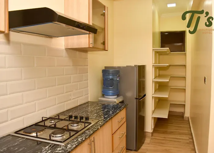Tj'S Boutique Hotel