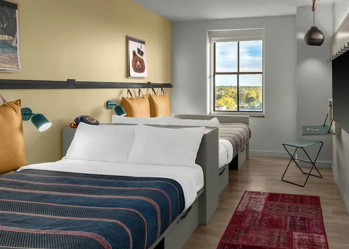 Springfield City Center Hotels