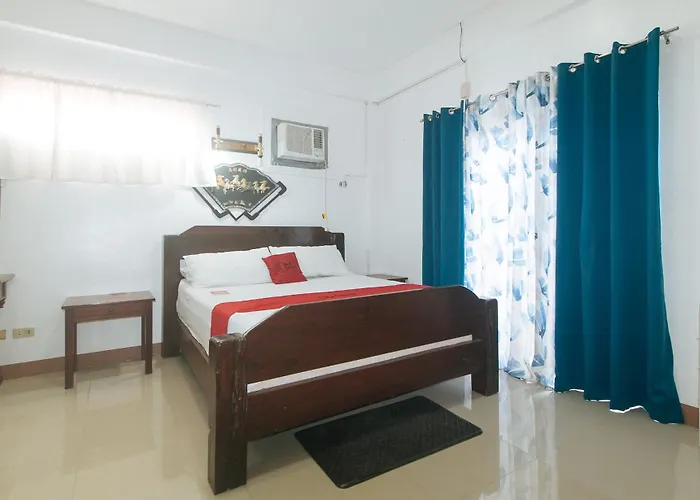 Reddoorz Premium At Casa Lenidarose