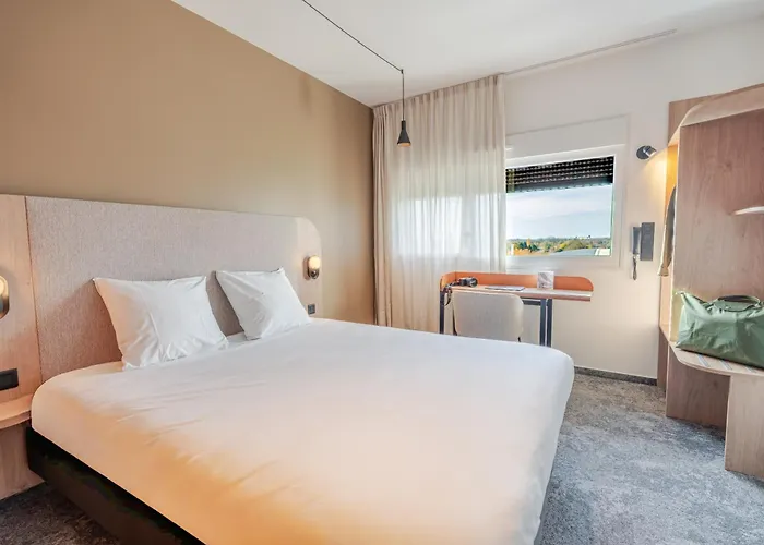 Hotels in Châlons-en-Champagne