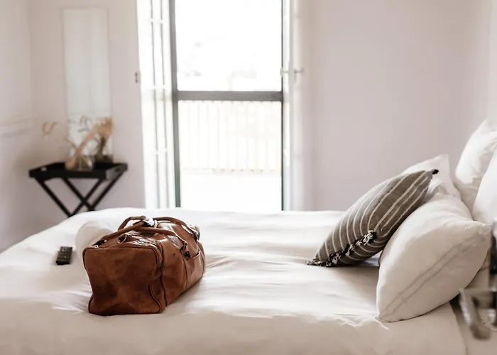 Baradine Hotels