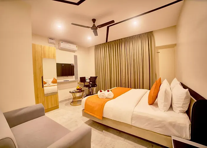 Gateway Transit Hotel