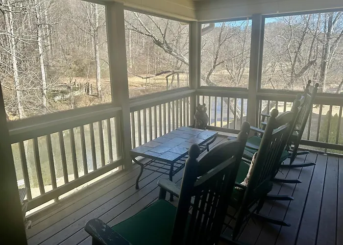 The Bears Den