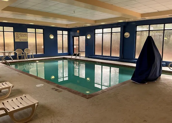 Hampton Inn & Suites Mccomb