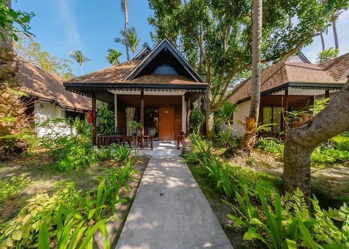 Sand Sea Resort Railay
