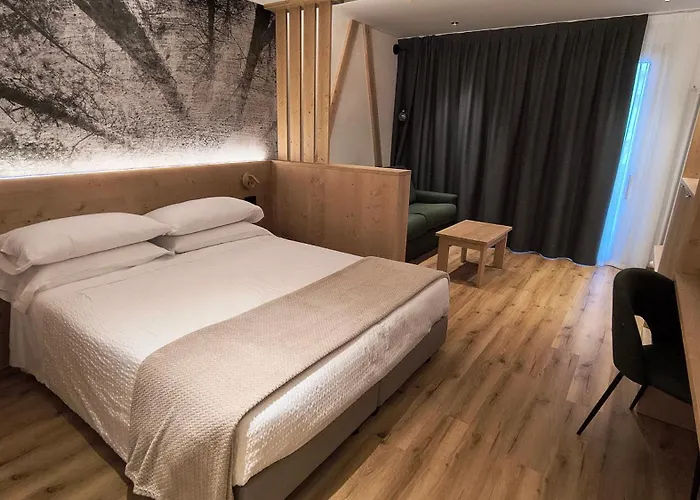 Hotel Canada Andalo