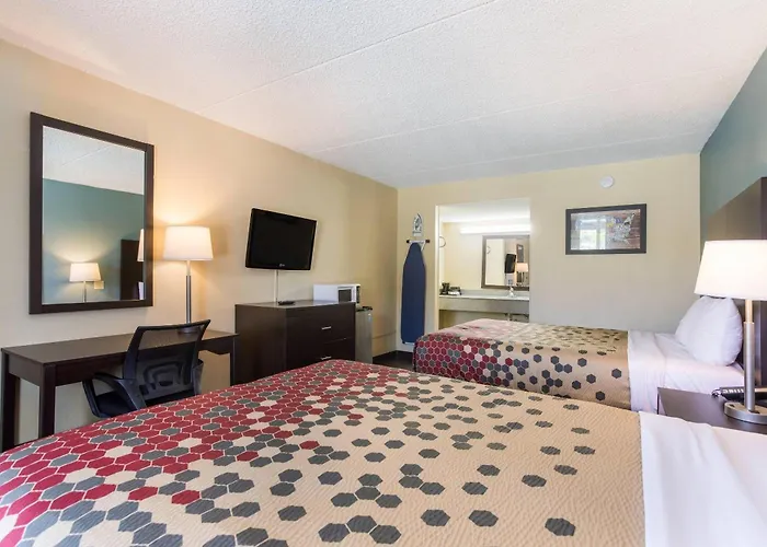 Econo Lodge Gallatin - Metro Nashville