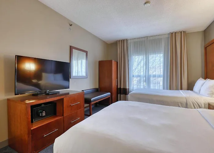 Comfort Suites Madison West - Middleton