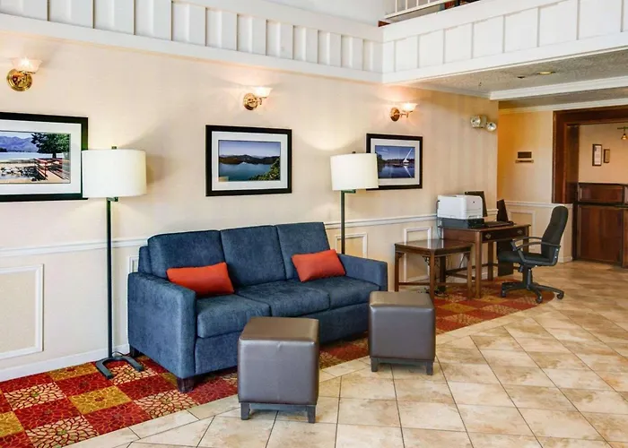 Comfort Inn Redding Near I-5