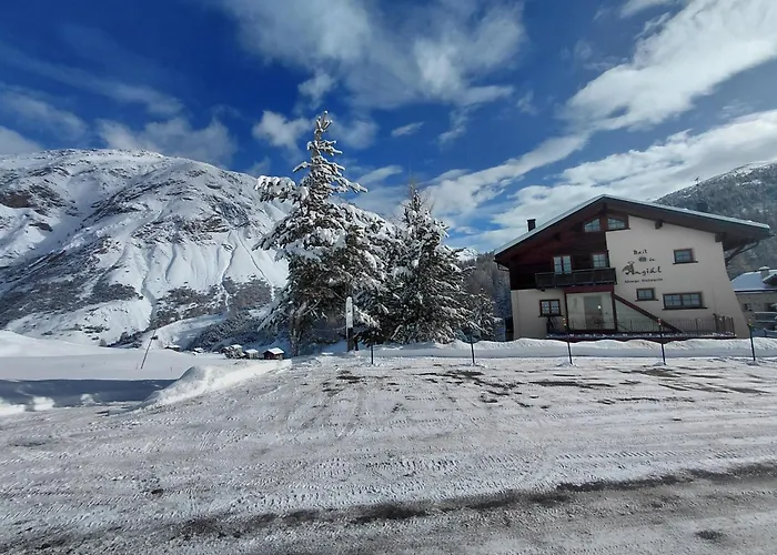 Hotel Bait De Angial