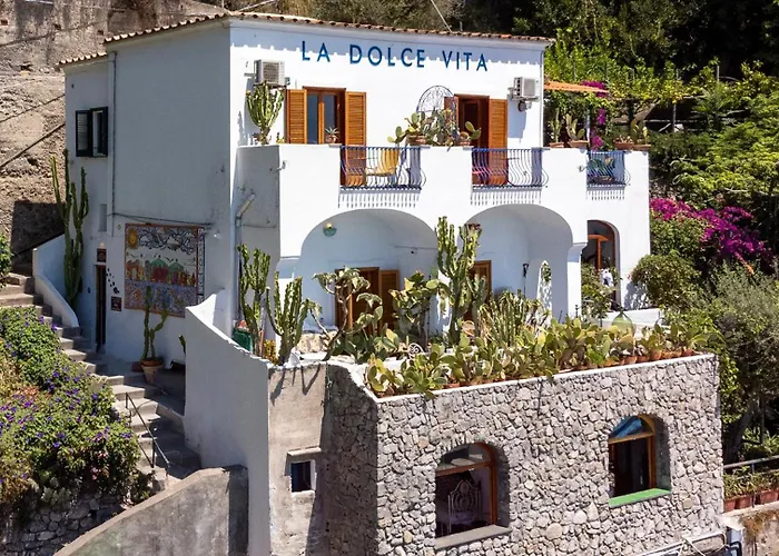 La Dolce Vita A Positano Boutique Hotel