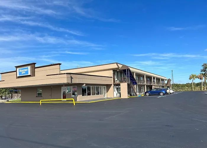 Rodeway Inn Bushnell