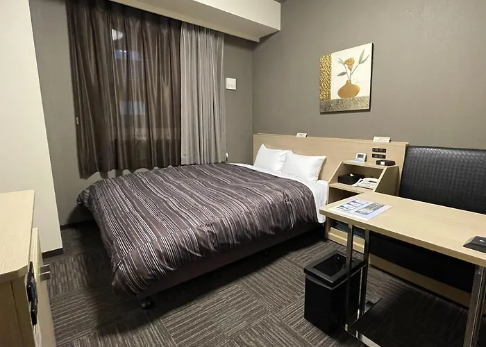 Ebina Hotels