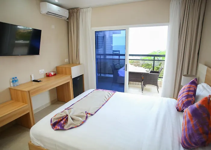 Goderich Hotels