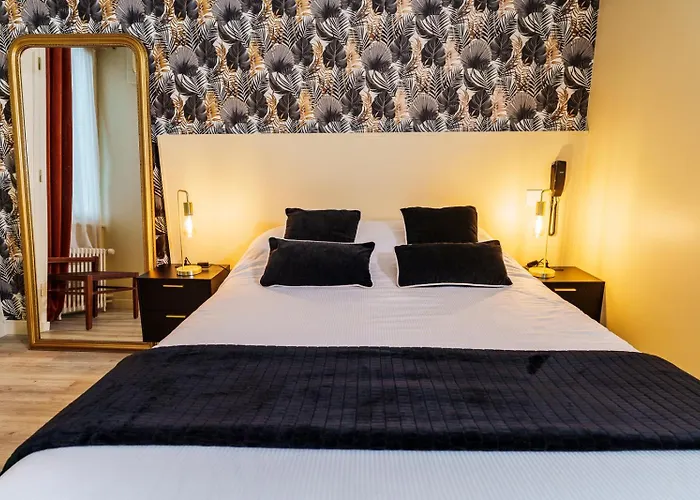 Logis Hotel Le Parc Moulins 