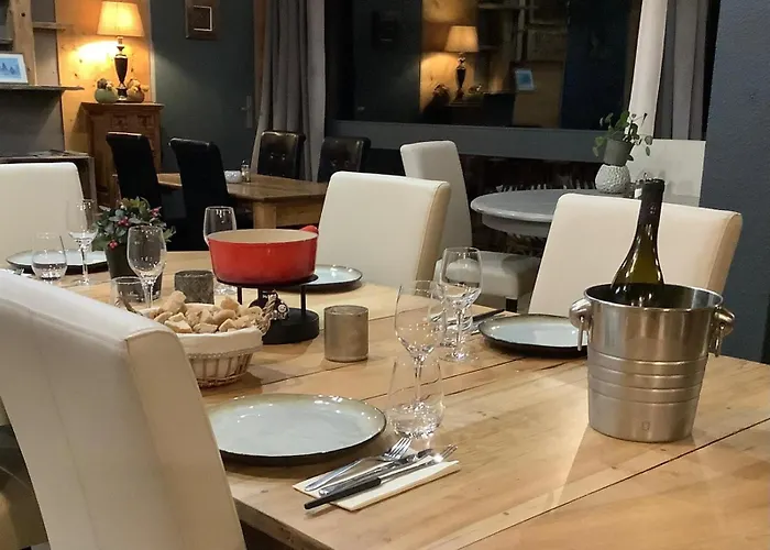 CHALET HOTEL La TUVIERE BIKE INN Saint-Jean-de-Maurienne
