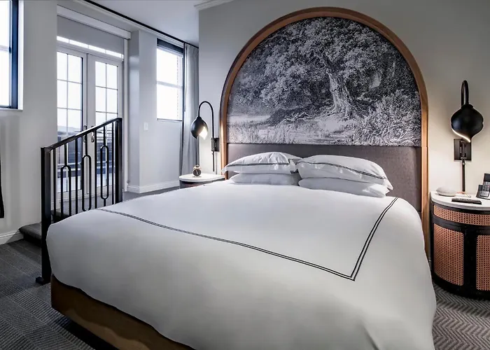 Kimpton Cottonwood Hotel By Ihg Omaha