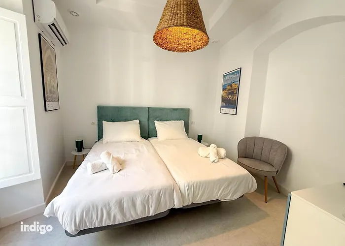 Casa Cristóbal Colón habitaciones con vistas a Semana Santa y Fiestas Ayamonte