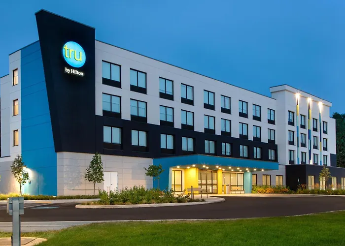 Gananoque Hotels