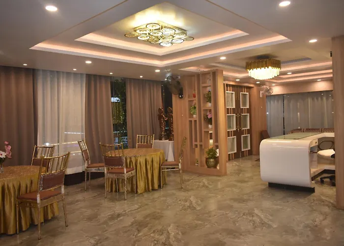 Hotel Neelkanth