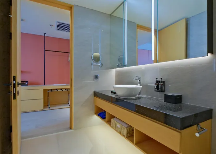 Tmg Hotel Tebet, Marclan Collection