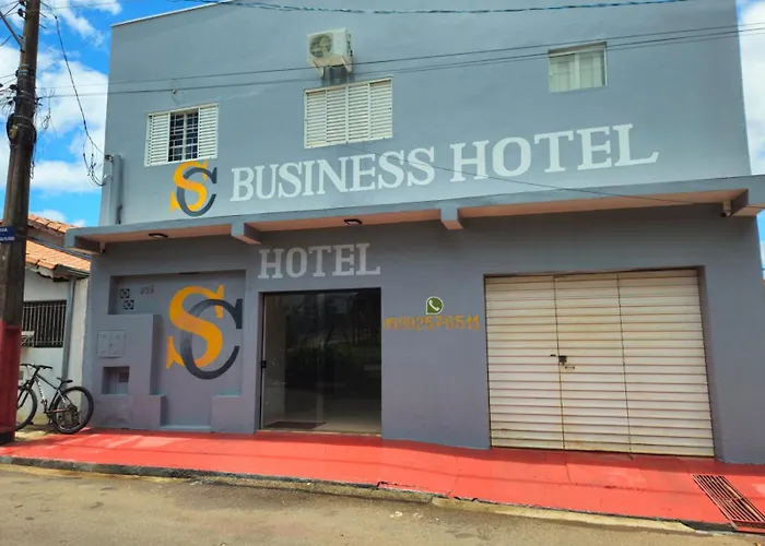 Hotéis de Campina do Monte Alegre