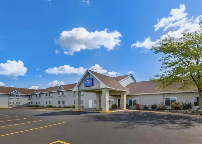 Baymont By Wyndham Baldwin Hotel