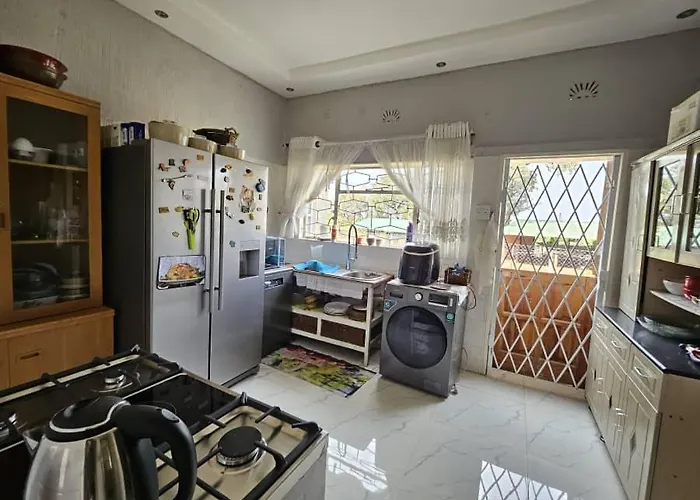 Pagotwe Lodge 4 Bedroomed Self Catering
