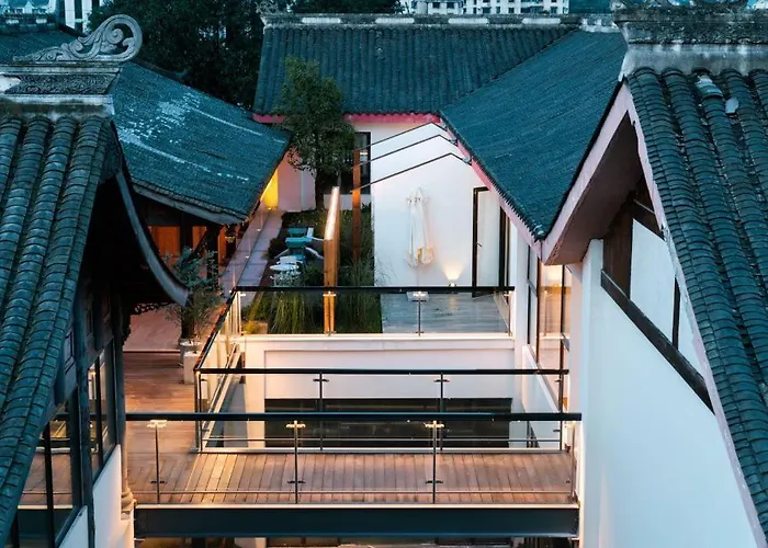 Xianzai Houshe Boutique Hotel