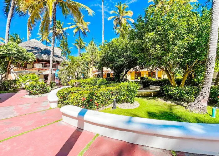 Tropical Sun Suites Villas And Homes - Beach Club, Spa, Restaurants - Playa Los Corales