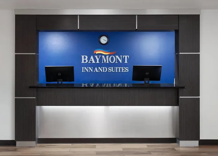 Baymont By Wyndham Green Bay