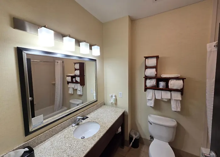 Wingate By Wyndham Steubenville