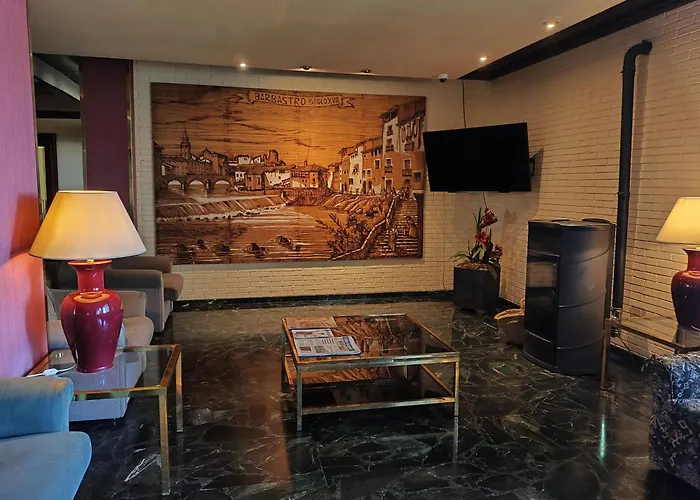 Hotel Rey Sancho Ramírez