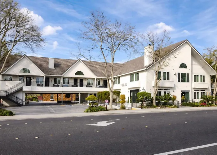 Aggie Inn, An Ascend Collection Hotel Davis