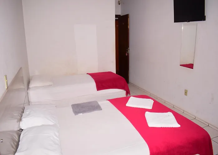 Hotel Imperador Caldas Novas - GO - Facil acesso aos parques aquaticos e polo gastronômico noturno