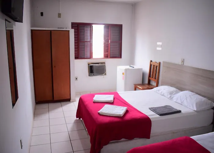 Hotel Imperador Caldas Novas - GO - Facil acesso aos parques aquaticos e polo gastronômico noturno