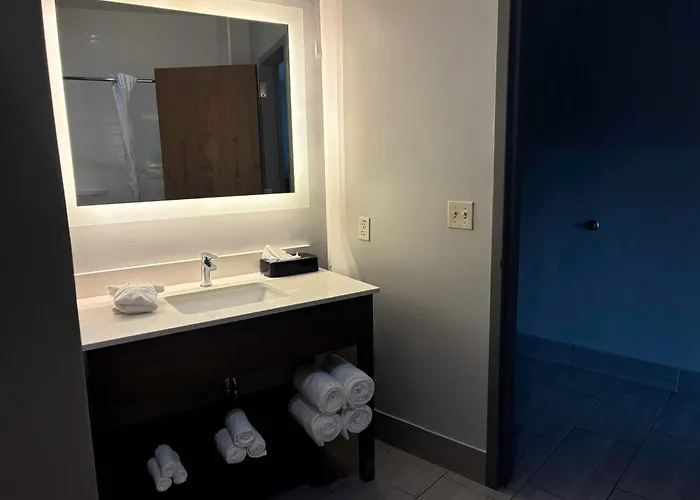 Scottsboro Hotels