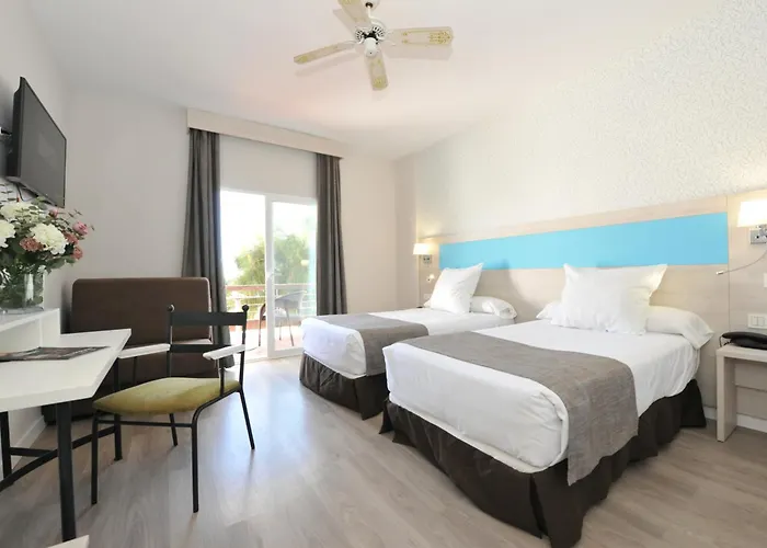 Salobrena Hotels