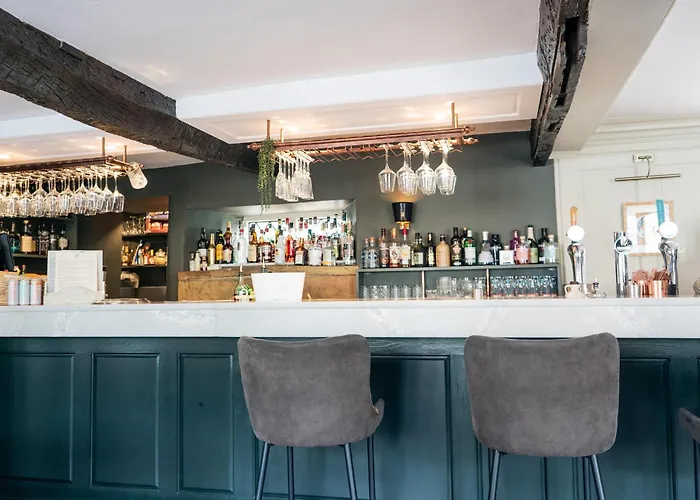 Beaminster Hotels
