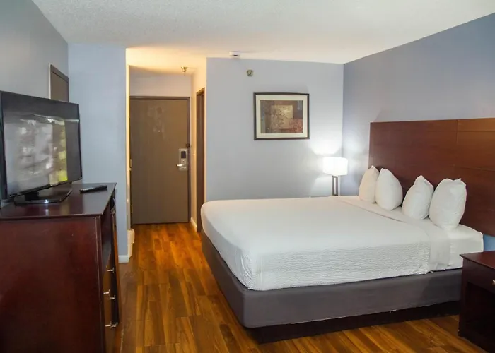 Baymont By Wyndham Delaware Hotel