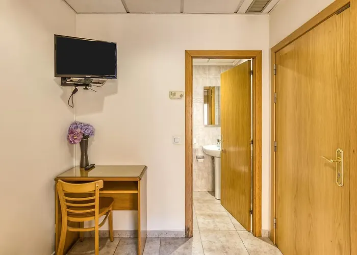 Hostal La Barretina Figueras