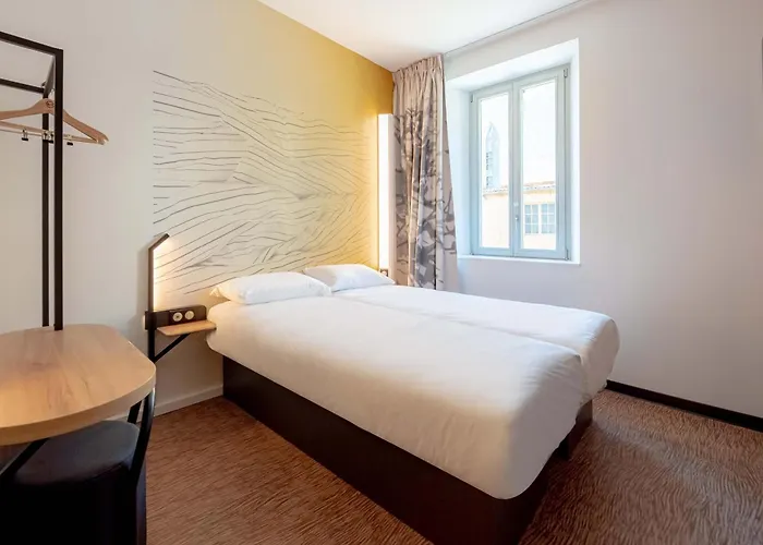 B&B HOTEL Marseille Prado Vélodrome