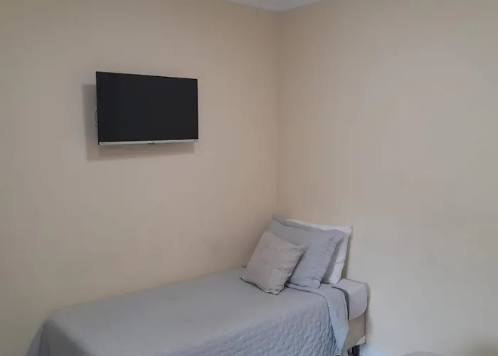 Hotéis de Macaúbas