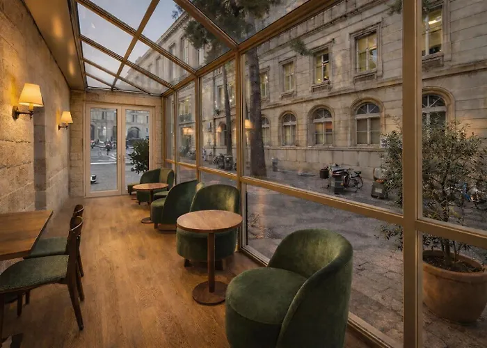 Hotel De L'Horloge