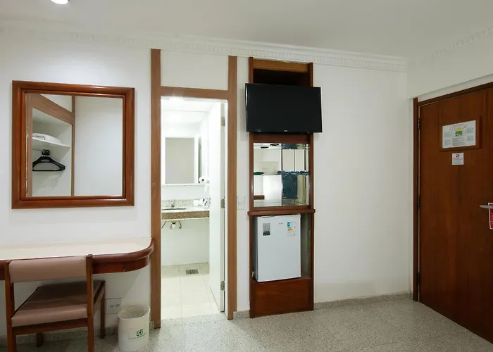 Hotel Bandeirantes