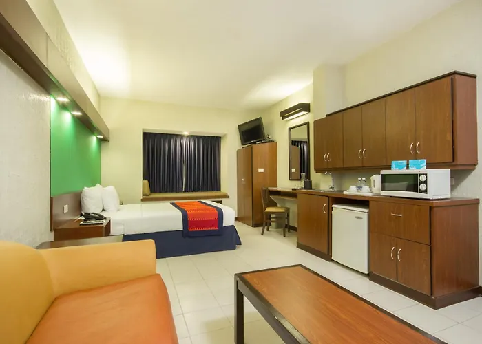 Microtel By Wyndham Eagle Ridge