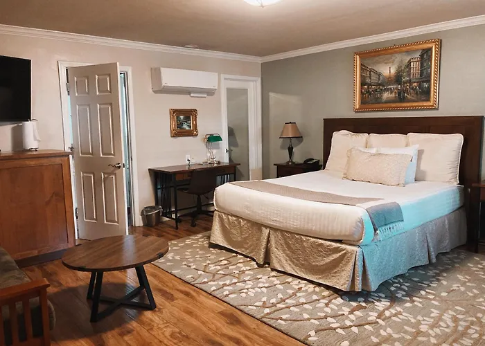Grass Valley Courtyard Suites