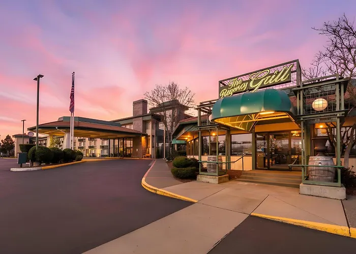 Rogue Regency Inn Medford Airport
